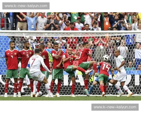 鹿特丹的咆哮：2006世界杯“重案六组”，一场载入史册的红牌盛宴